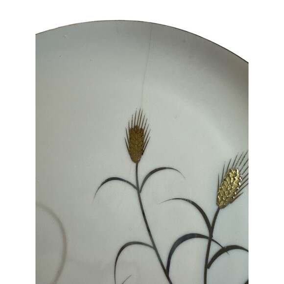 L & M Gold and Silver Wheat Fine China, Luncheon China Plates Vintage Set of 4 - Picture 4 of 5